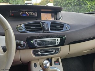 Renault Grand Scenic '12