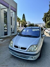 Renault Scenic '04