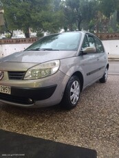 Renault Scenic '04