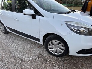 Renault Scenic '12