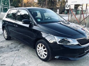 Skoda Fabia '15 1.4 DIESEL AMBITION PREMIUM