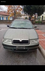 Skoda Octavia '02 Skoda Octavia plas