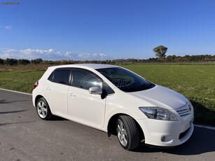 Toyota Auris '12 1.4 D-4D Life