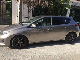 Toyota Auris '14 1.8 Hybrid Edition