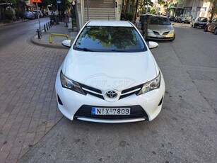 Toyota Auris '15