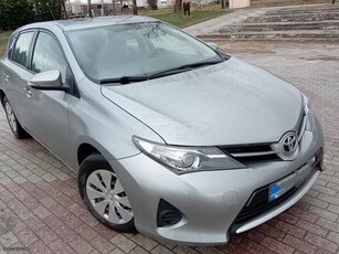 Toyota Auris '15