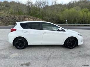 Toyota Auris '15 Diesel