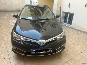 Toyota Auris '16 LOUNGE