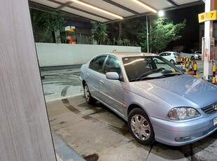 Toyota Avensis '00