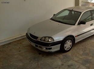 Toyota Avensis '00