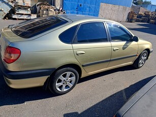 Toyota Avensis '01