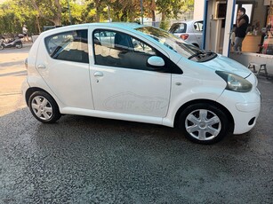 Toyota Aygo '10 AYGO