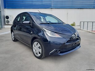 Toyota Aygo '15 1.0 x-play