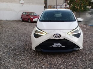 Toyota Aygo '20 X-PLAY ΟΘΟΝΗ ΓΝΗΣΙΑ ΧΙΛΙΌΜΕΤΡΑ ΒΙΒΛΙΟ SERVICE TOYOTA ΔΕΚΤΟΣ ΈΛΕΓΧΟΣ ΟΠΟΥΔΉΠΟΤΕ.