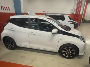 Toyota Aygo '20 X play sport auto ελληνικο καμερα οπισθεν