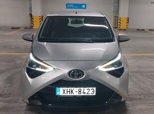 Toyota Aygo '22 Aygo x play ' 22 μηδενικά τελη Navi android-ios κάμερα οπισθοπορειας!