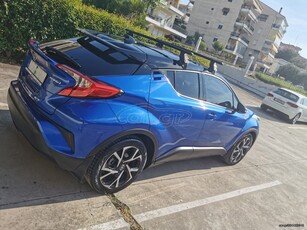 Toyota C-HR '18 1.8 Hybrid C-ULT Bi-Tone