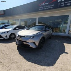 Toyota C-HR '18 C-LUB BI-TONE HYBRID