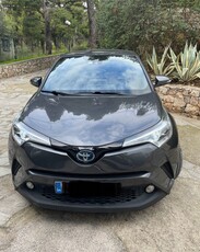 Toyota C-HR '19 C-ENTER HYBRID