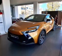 Toyota C-HR '24 2.0 HEV PREMIER EDITION PANORAMA