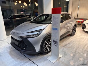 Toyota C-HR '25 NEW CLUB ΕΤΟΙΜΟΠΑΡΑΔΟΤΟ