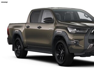 Toyota Hilux '25 DOUBLE CAB 2,8 INVINCIBLE