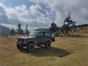 Toyota Land Cruiser '87 Lj73