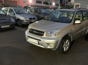 Toyota RAV 4 '04 FULL EXTRA VVTI LPG