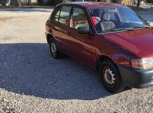 Toyota Starlet '95 XL 1,3 12V