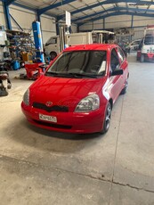 Toyota Yaris '02