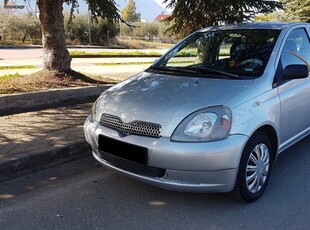 Toyota Yaris '02