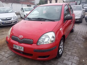 Toyota Yaris '05 ΕΛΛΗΝΙΚΟ-AUTO PELLAS-4 ΠΟΡΤΕΣ