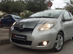 Toyota Yaris '11 1.33 VVTi 6ταχ ΑΡΙΣΤΟ 18 ΑΤΟΚΕΣ ΠΙΣΤΩΤΙΚΗ!