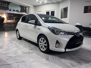 Toyota Yaris '14 1.5 HYBRID STYLE PANORAMA