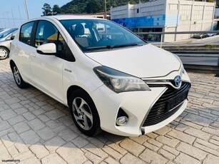 Toyota Yaris '15 1.5 Hybrid