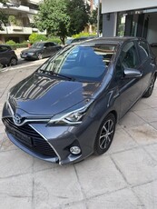 Toyota Yaris '16 HYBRID