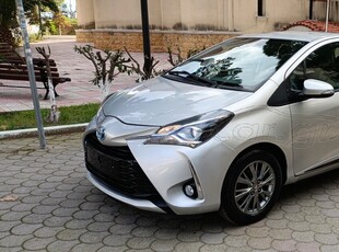 Toyota Yaris '17 1.5 HYBRID-43500 ΧΛΜ-FULL