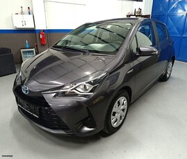 Toyota Yaris '17 HYBRID ACTIVE