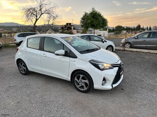 Toyota Yaris '17 Hybrid Active