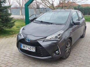 Toyota Yaris '18 1.5 Hybrid Team