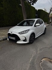 Toyota Yaris '22 ACTIVE PLUS