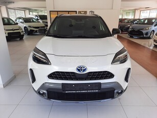 Toyota Yaris Cross '22 4X4 ADVENTURE BI-TONE