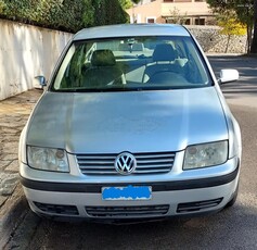 Volkswagen Bora '02 1600 CC, 105 HP