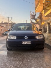 Volkswagen Golf '02