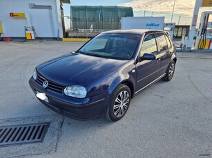 Volkswagen Golf '03