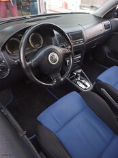 Volkswagen Golf '04 4