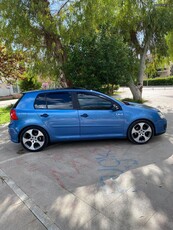 Volkswagen Golf '04