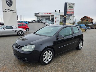 Volkswagen Golf '04