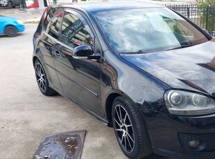 Volkswagen Golf '05