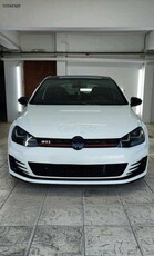 Volkswagen Golf '14 GTI